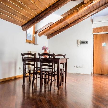 Altido Charming Flat For 6 In Historic Carrobbio Daire Milano Dış mekan fotoğraf