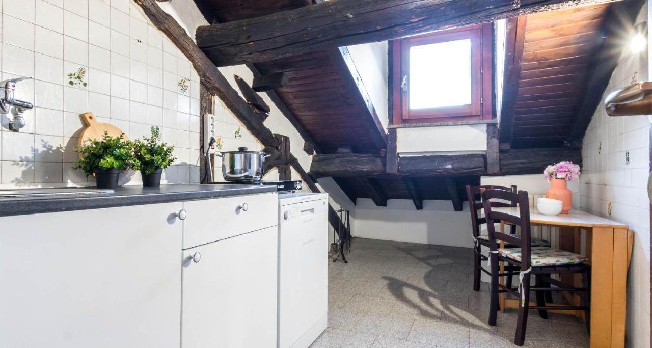 Altido Charming Flat For 6 In Historic Carrobbio Daire Milano Dış mekan fotoğraf